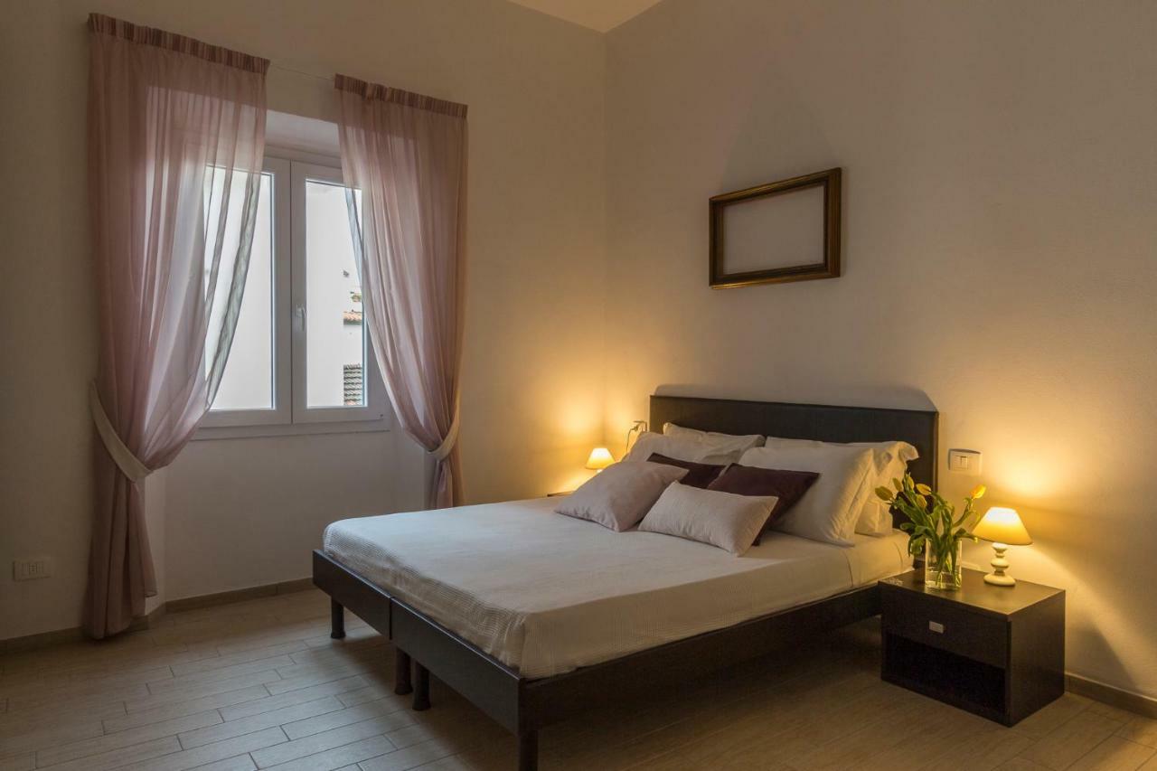 Emma & Olga Apartments -In The City Centre- Florencia Exterior foto
